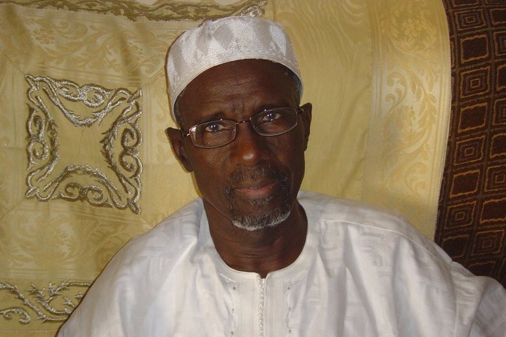 À propos de la révision de la constitution et la réforme des institutions.