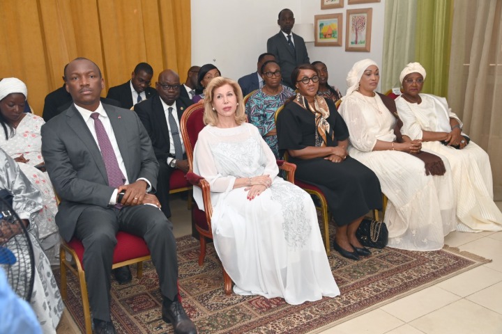 Côte d’Ivoire.  Dominique Ouattara présente ses condoléances à la famille de la secrétaire...