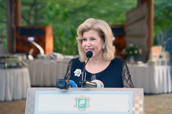 Côte d’Ivoire. Dominique Ouattara exhorte les femmes leaders à « œuvrer en faveur des plus...